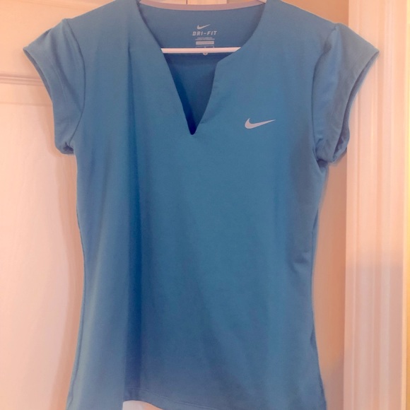 Athletic top - Picture 1 of 2